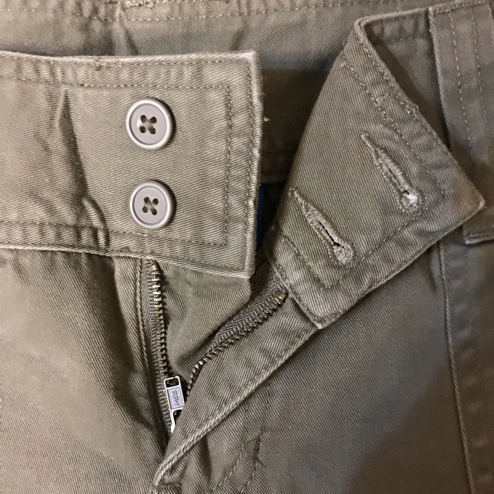 ▪️VINTAGE OP Cargo Capris - Picture 7 of 14